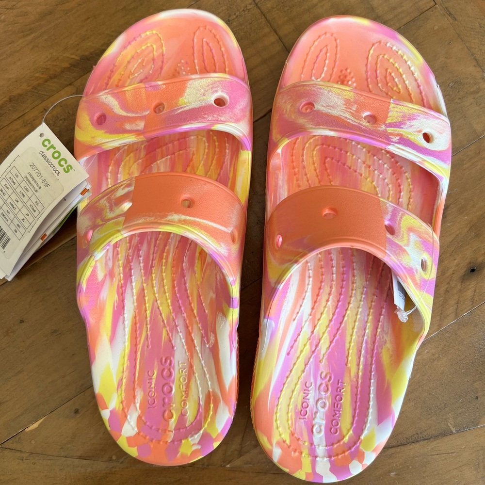 BRAND NEW with tags Crocs Women’s Baya Sandals Slides  Size 9 /men’s size 7